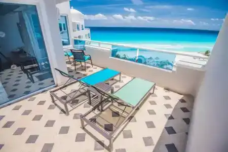 Wyndham Alltra Cancun All Inclusive Resort - 90
