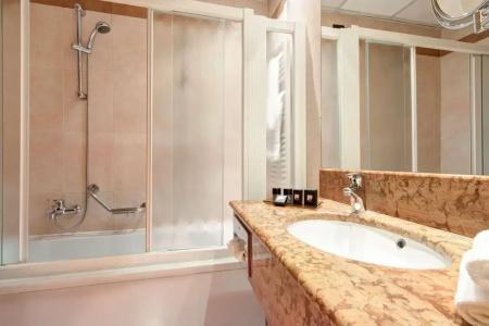 Best Western Tritone - 34
