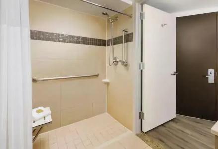 DoubleTree by Hilton - Chelsea - 43