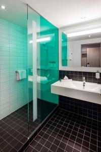Park Inn by Radisson Stuttgart - 26