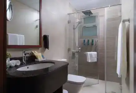 DoubleTree by Hilton Qurum - 19