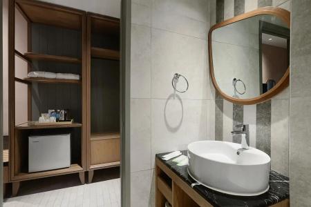 The Jesselton - 53