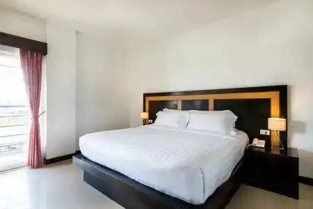 Amata Patong - 51