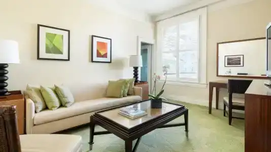 Moana Surfrider, A Westin Resort & Spa, Waikiki Beach - 73