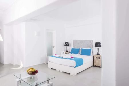 Blue Waves Suites & - 76