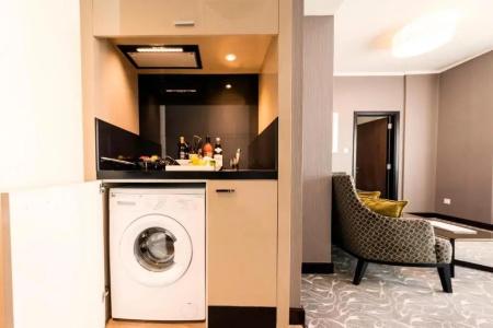 Hawthorn Suites by Wyndham Abu Dhabi City Center - 70