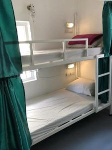 Ploy Hostel - 25
