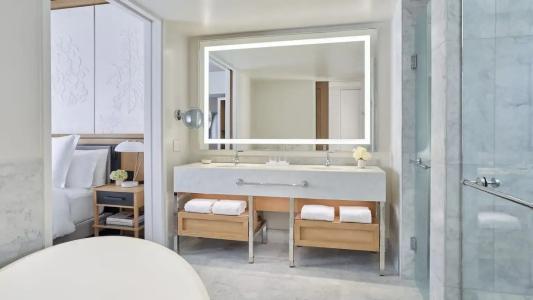 Four Seasons New Orleans - 39