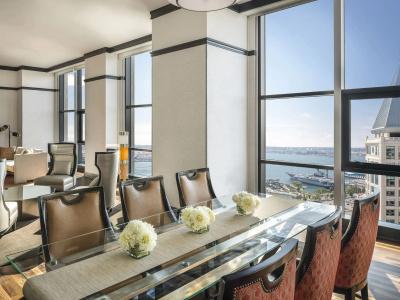 Manchester Grand Hyatt San Diego - 110