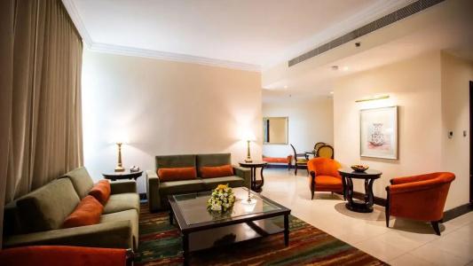 Pearl City Suites - 56