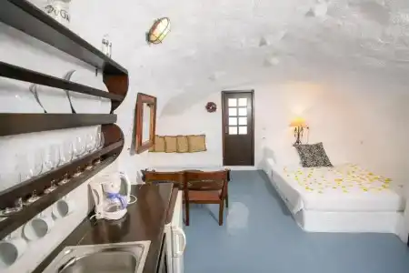 Alexander's Suites - 59