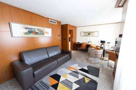 Goldstar  & Suites - 28