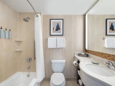 Courtyard by Marriott New York Manhattan / Soho - 20