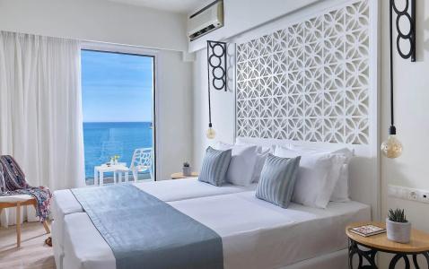 Vasia Boulevard (Adults Only) - 14