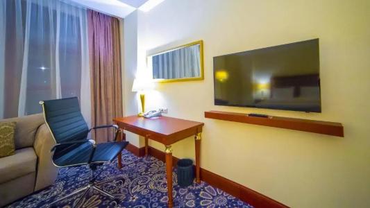 Ramada by Wyndham Almaty - 40