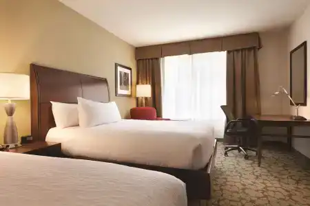 Hilton Garden Inn Boston Logan Airport - 38