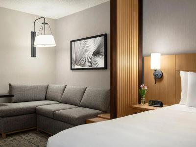 Hyatt Place Tucson Central - 43