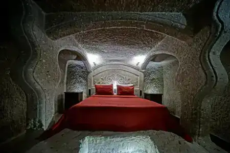 Holiday Cave - 84