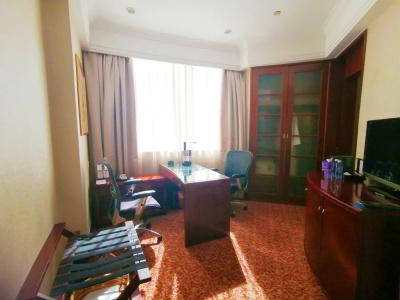 Radisson Blu Shanghai New World - 62