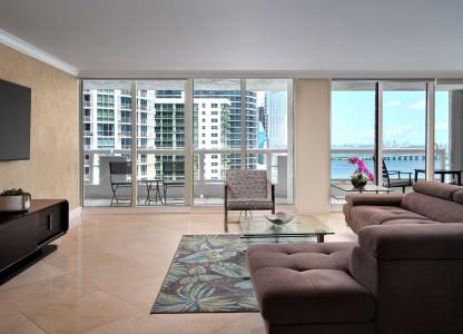 DoubleTree by Hilton Grand Biscayne Bay - 100