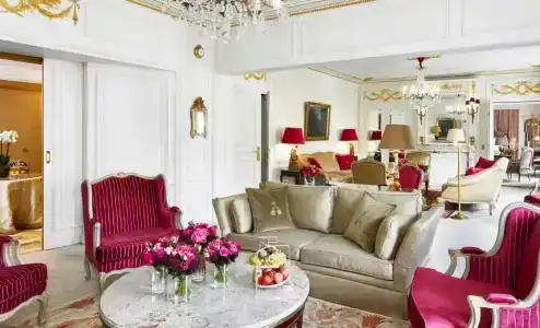 Hôtel Plaza Athénée - Dorchester Collection - 109