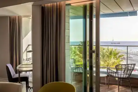 Radisson Blu Istanbul Ottomare - 91