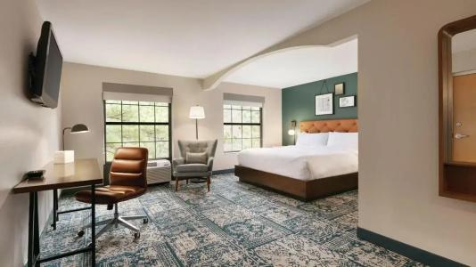 Four Points by Sheraton Arena - 33
