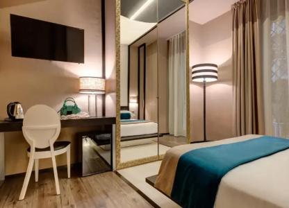 Dharma Luxury - 18