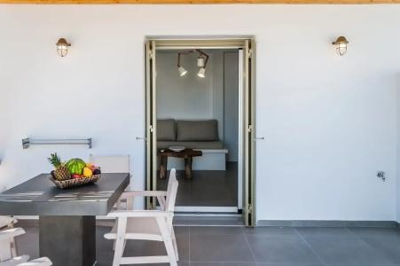Vilos Suites - 100