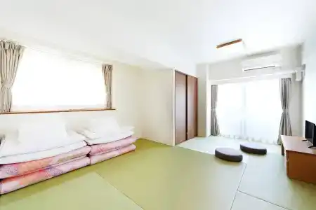 Montan Hakata - 50