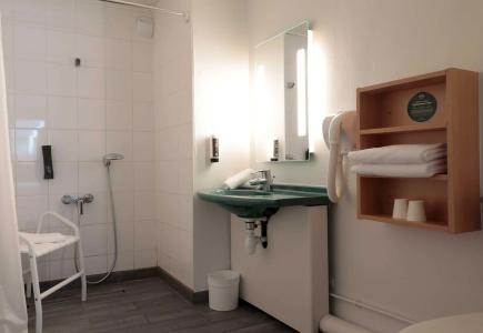 ibis Lourdes Centre Gare - 9