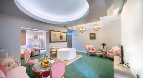 Phoenicia Comfort - 52