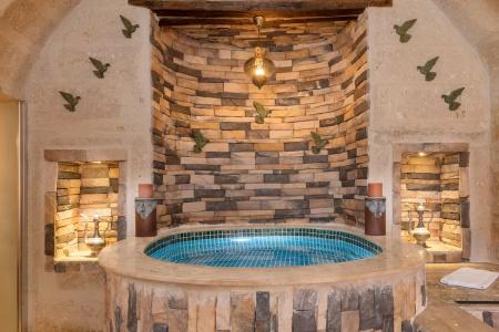 Elysion Cave Suites - 81