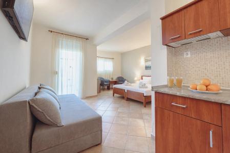 Ampelia Studios - 39