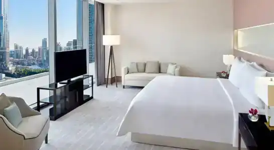 Address Sky View - 70