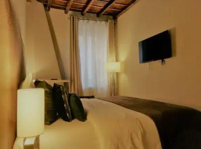 Trevi Beau Boutique - 106
