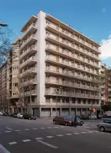 Nh Barcelona Les Corts - 1