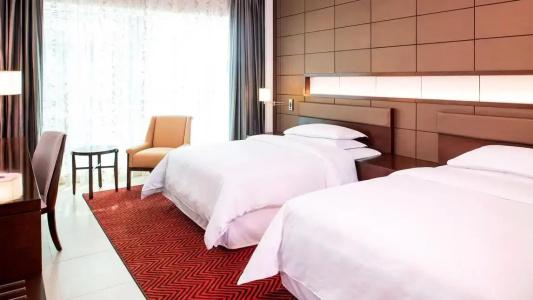Four Points by Sheraton Sharjah - 63