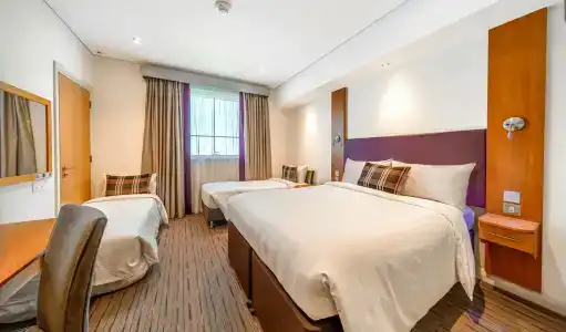 Premier Inn Dubai Silicon Oasis - 35