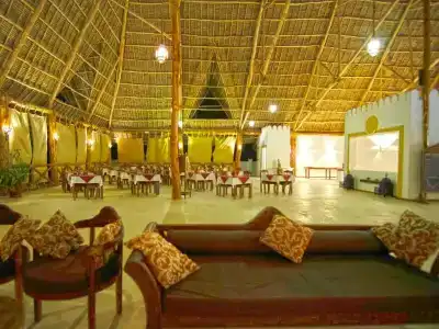 Pongwe Bay - 4