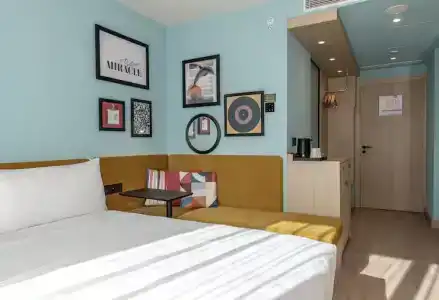 Hampton by Hilton Center - 27