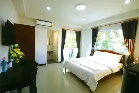 Baan Samrarn - 7