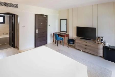 Radisson Blu & Resort, Al Ain - 45