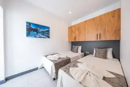 Mrt Suites Lara - 75