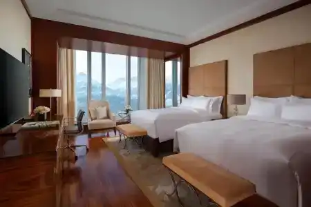 Ritz-Carlton - 6