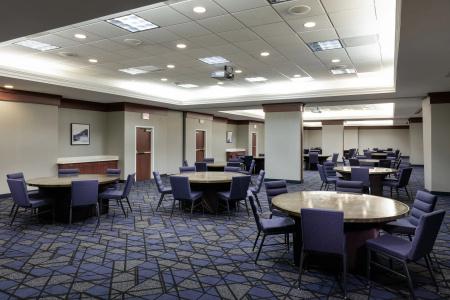Courtyard by Marriott at Old Town - 34
