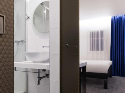 Ibis Praha Old Town - 42