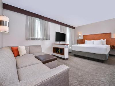 Hyatt Place - 26