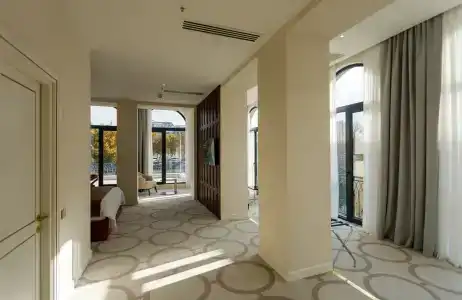 Ambassadori Hotel Tbilisi - 91