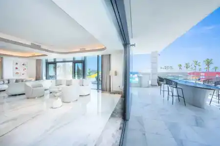 Five Luxe Jbr - 101